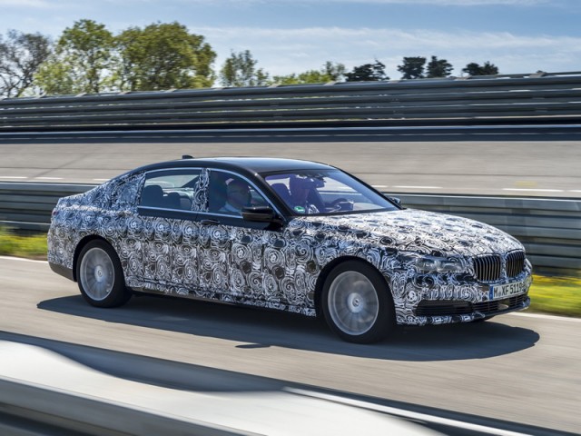 Nouvelle Série 7 : BMW frappe fort !