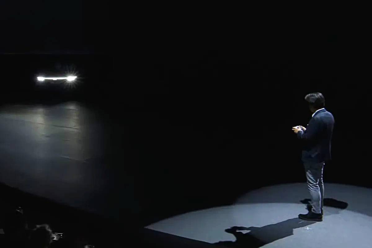 CES 2024 : Sony fait entrer sa voiture électrique AFEELA sur scène grâce à une manette PS5