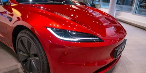 Tesla propose un bonus inédit sur la Model 3 mais c’est une offre limitée, il faut faire vite !