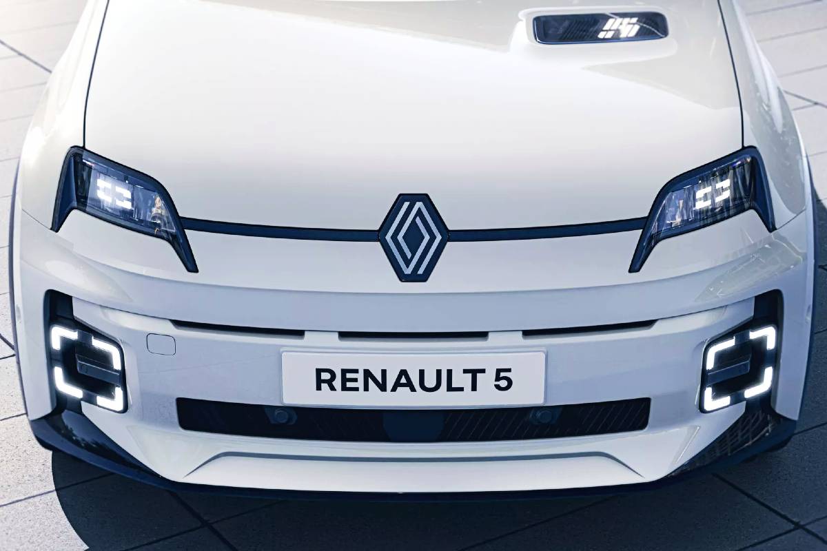 Sortie de la série spéciale R5 E-Tech électrique Roland-Garros : succès garantit pour Renault ?