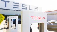 Tesla : le premier Supercharger français inauguré vendredi