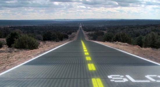 Révolutionnaire : aux USA l’autoroute pourrait devenir panneau solaire