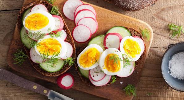 Manger des œufs durs accenturait les bienfaits des légumes