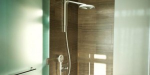 Nebia shower : le pommeau de douche révolutionnaire qui vous fait économiser 70% d’eau