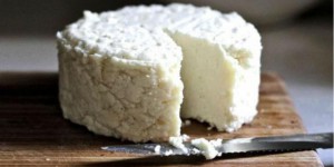 Découvrez la recette du fromage végétal, alternative au lait de vache