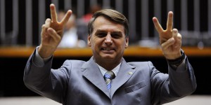 Qui est… le brésilien Jair Bolsonaro, bulldozer anti-écologie ?