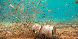 Les courants accumulent les microplastiques dans les fonds marins