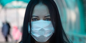 Réutiliser les masques à usage unique : quels risques ?