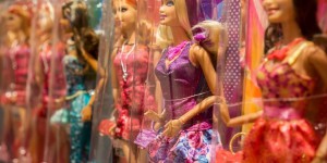 Mattel va enfin recycler les poupées Barbie et d’autres jouets