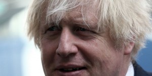 Aide climat: “dur” d’atteindre la promesse des pays riches, reconnaît Boris Johnson