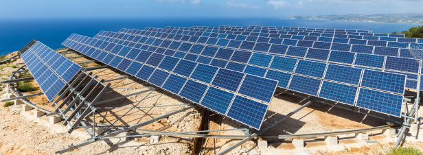 Photovoltaïque : 33 projets avec stockage retenus pour les territoires insulaires