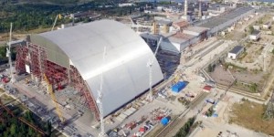 Tchernobyl : le nouveau sarcophage est prêt à être installé
