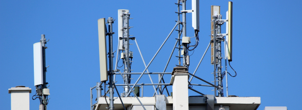 La loi Elan accélère le déploiement des antennes-relais d'ici 2022
