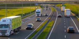 Transport et logistique : un engagement volontaire rassemble les dispositifs de réduction des émissions de CO2