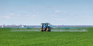 Pesticides : le Conseil d'Etat annule partiellement l'arrêté encadrant l'épandage