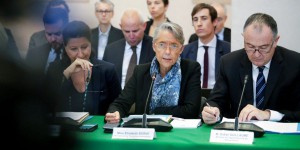 Lubrizol : le gouvernement installe un « comité de transparence et de dialogue »