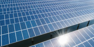 Photovoltaïque : le Gouvernement entend récupérer 300 à 400 M&euro; par an en renégociant les contrats d'avant 2010