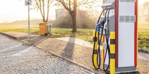 Bornes de recharge électriques : une aide aux travaux sur le réseau autoroutier