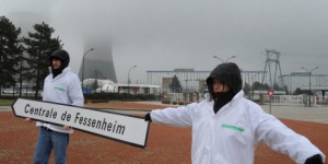 Gravelines : Greenpeace essaye d'entrer dans la centrale nucléaire
