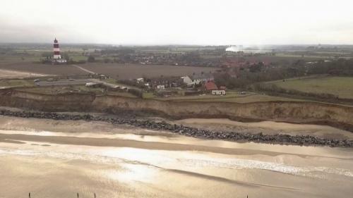 VIDEO. Angleterre : l'érosion fait disparaître des villages