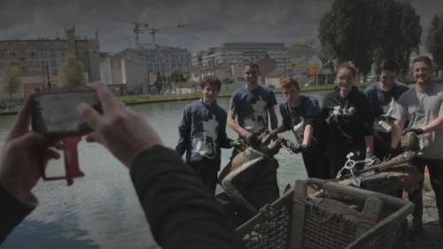 Environnement : la pêche à l’aimant pour dépolluer les canaux parisiens