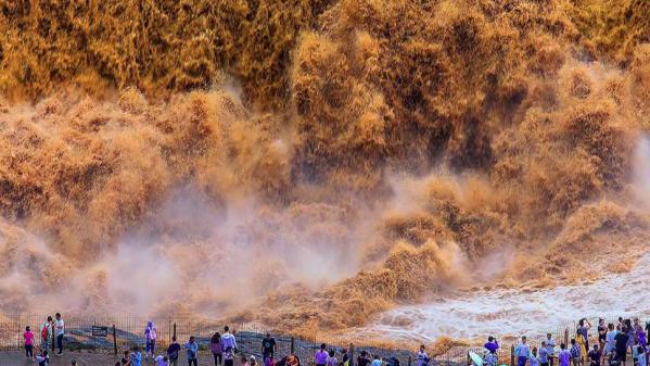 Chine : l'impressionnante cascade de Hukou, sur le fleuve Jaune