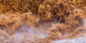 Chine : l'impressionnante cascade de Hukou, sur le fleuve jaune