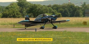 Première mondiale en Champagne : un avion a réussi à voler avec un biocarburant issu de jus de betterave
