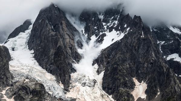 Italie : dans les Alpes, un glacier dangereusement instable