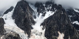 Mont Blanc : un glacier instable sous haute surveillance des autorités italiennes
