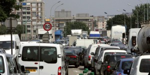 Pic de pollution mais pas de circulation alternée à Paris