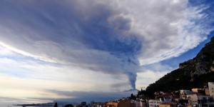 PHOTOS. Retour sur la spectaculaire éruption de l'Etna