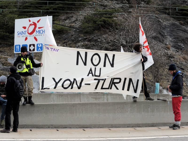 Impact écologique, manifestation interdite… Que se passe-t-il autour du projet de ligne ferroviaire Lyon-Turin ?