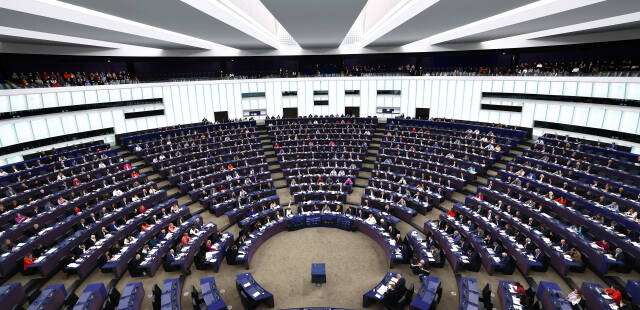Gaspillage alimentaire, « fast fashion » : les eurodéputés votent pour durcir les règles
